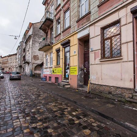Квартира Подобово В Центрі На Вулиця Скорика 25 Колишня Чайковського Біля Філармонії Lemberg Exterior foto