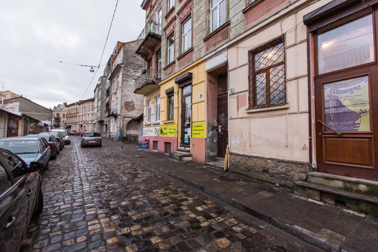 Квартира Подобово В Центрі На Вулиця Скорика 25 Колишня Чайковського Біля Філармонії Lemberg Exterior foto